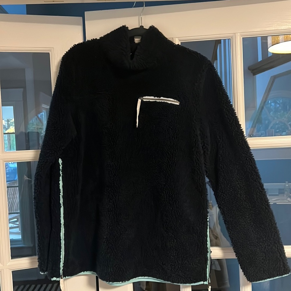 LL Bean Navy Poly Sherpa Turtleneck Pullover
